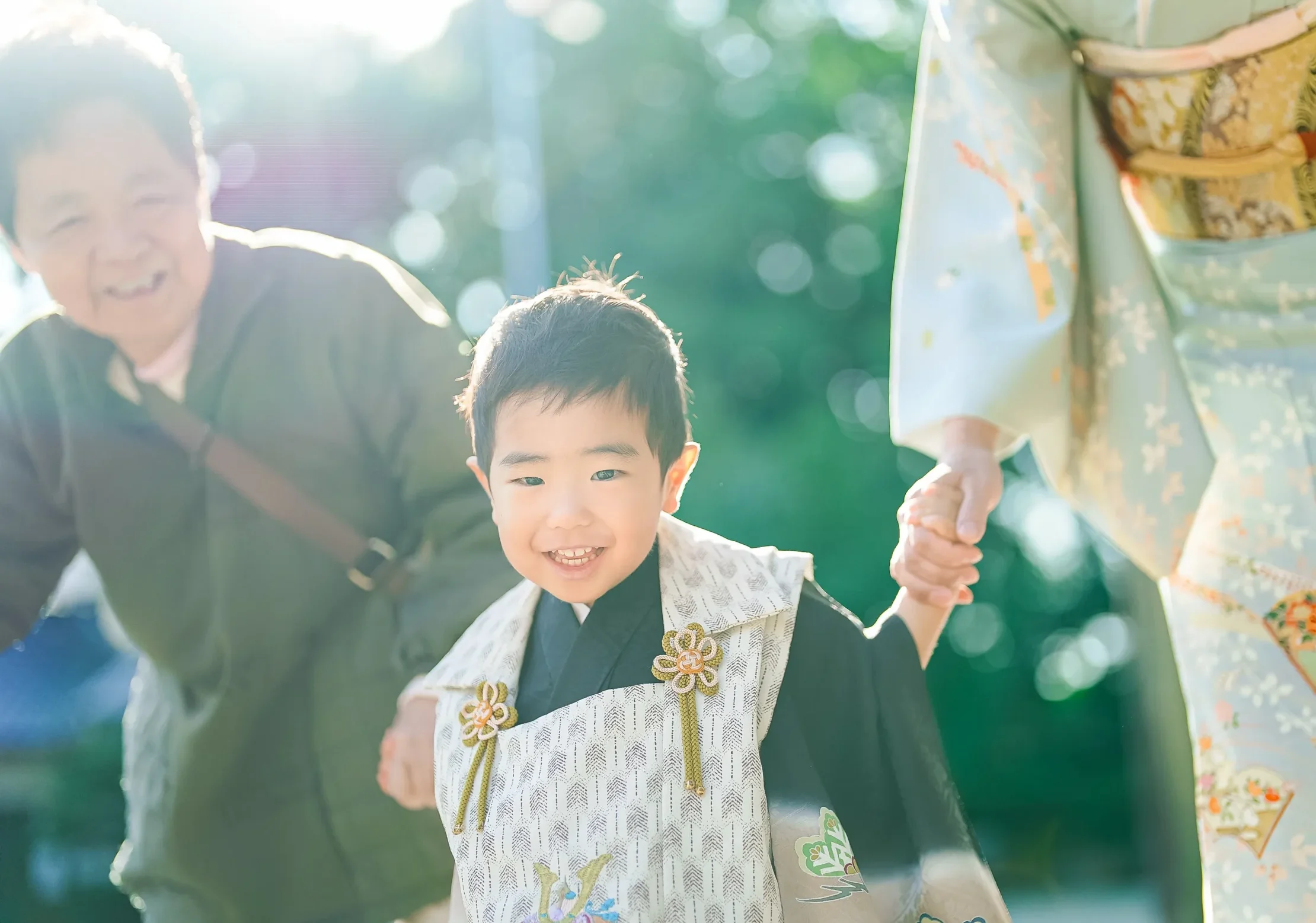 堺市にあるロケーション撮影と出張撮影に特化したフォトスタジオ。FYS Photographyの七五三写真撮影