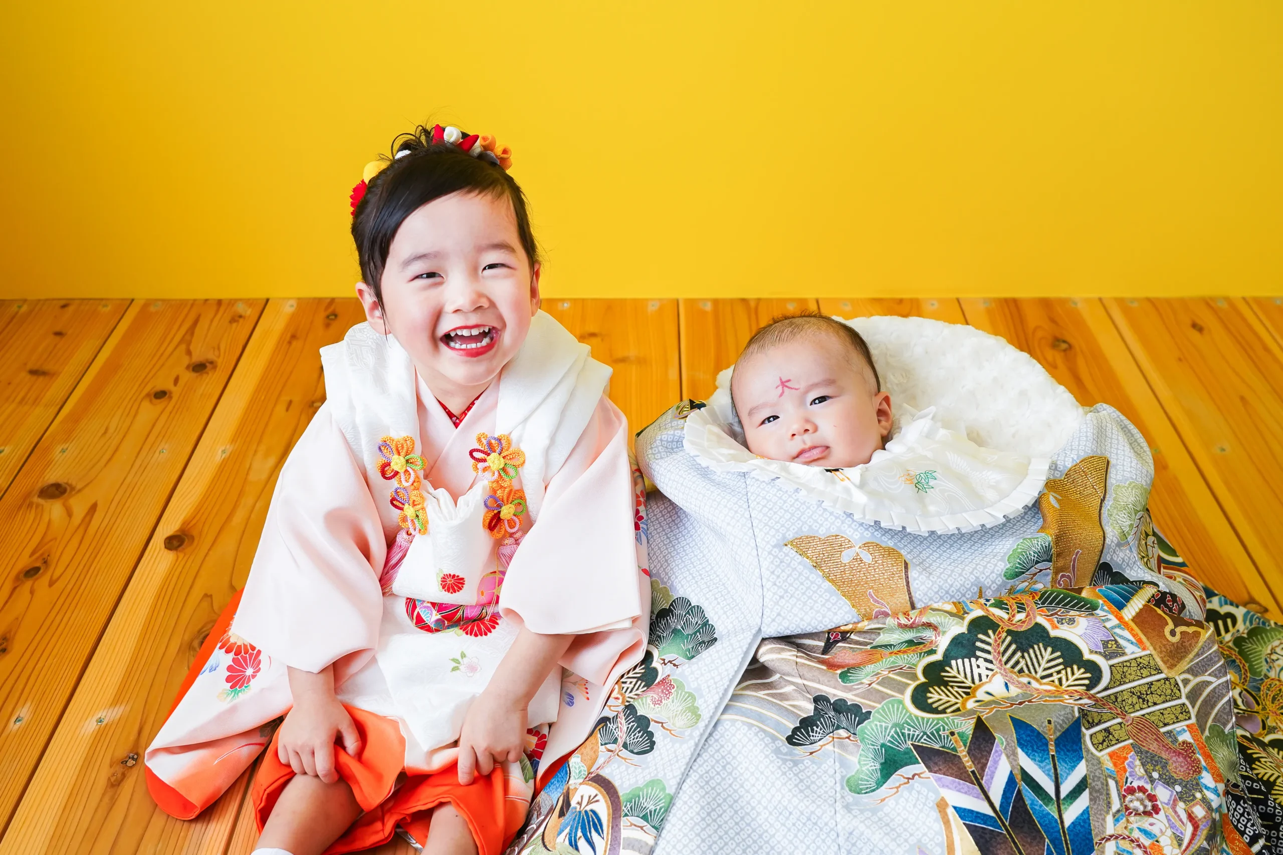 ロケーション撮影・出張撮影に特化した大阪府堺市にある写真館。FYS Photographyのお宮参りスタジオ写真撮影