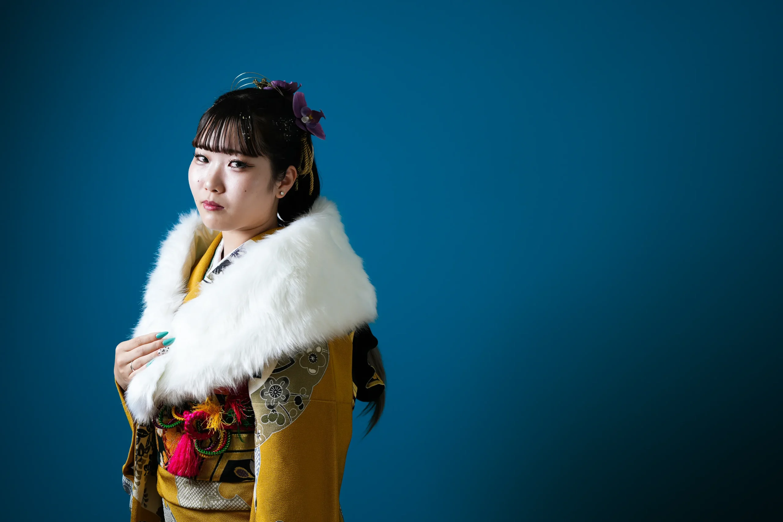 ロケーション撮影と出張撮影に特化した大阪府堺市にあるフォトスタジオ、FYS Photographyの成人式スタジオ写真撮影。フィスフォトグラフィの成人式前撮り（後撮り）はオシャレで綺麗な写真に拘っております。堺市で成人式のロケーション撮影やスタジオ撮影に拘るならフィスフォトグラフィがおすすめです。
